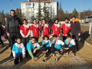 İ̇nönü Oklubalı Sabri Kahvecioğlu Ortaokulu Öğrencileri Zafere Doymuyor