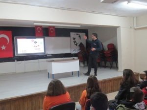 Okullarda Siber Suçlarla Mücadele Semineri Verildi