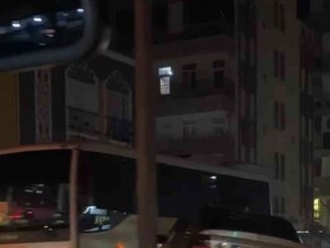Alkollü Ve Ehliyetsiz Sürücü Elektrik Panosuna Çarptı