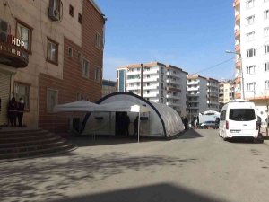 Evlat Nöbetindeki Ailelerin Direnişi 904 Gündür Kararlılıkla Devam Ediyor
