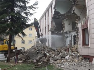 Tokat’ta 73 Yıllık Hükümet Konağında Yıkım Çalışması Başlatıldı