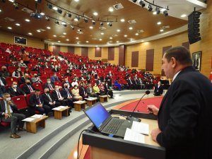 3. Uluslararası Ormancılık Ve Çevre Koruma Sempozyumu Devam Ediyor
