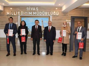 Sivas’ta 4 Okula “Iso 45001” Belgesi