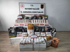 Kayseri’de 33 Bin 400 Adet Dolu Makaron Ele Geçirildi
