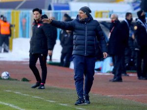 Zafer Turan: “Bir Şeyleri Zorlamanın Anlamı Olmadığını Düşünüyorum”