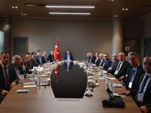 Bakan Kurum, İ̇klim Şurası Komisyon Başkanları İle Bir Araya Geldi