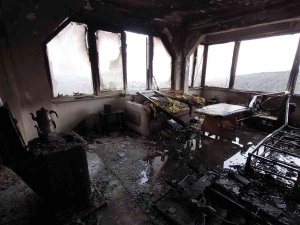 Samsun’da Sobadan Çıkan Kıvılcım Evi Yaktı