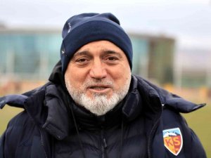 Hikmet Karaman: "Trabzon’da En İyi Futbolumuzu Oynayıp, Güzel Skorla Kayseri’ye Dönmek İstiyoruz"