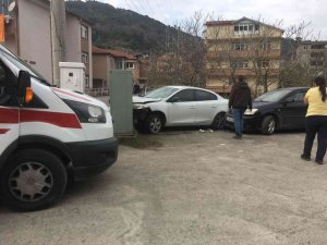 Eşi Sürüş Eğitimi Verirken Kaza Yapınca 7 Bin 200 Tl Ceza Yedi