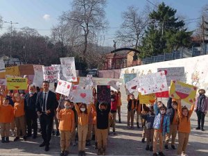 Öğrenciler Kan Bağışının Önemine Dikkat Çekti