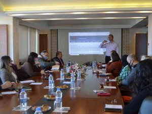 Trabzon Arsin Osb’de “Uluslararası Pazarda Müşteri Bulma Ve Satış” Eğitimi