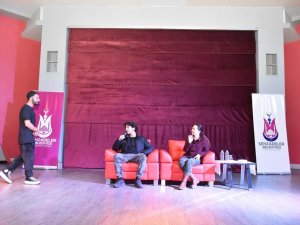 Manisa’da ‘Motivasyon Ve İnsan İlişkileri’ Konulu Seminer Düzenlendi