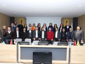 Özhan, Emin Adımlarla İlerliyor