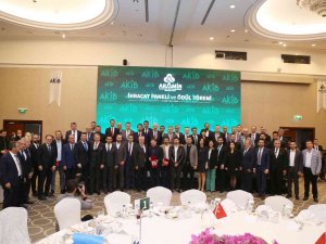 İ̇hracatın Şampiyonları Ödüllerini Aldı