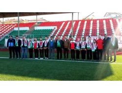 1308 Osmaneli Belediye Spor Taekwondo Şampiyonası İçin Antalya Gitti