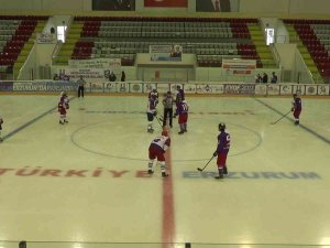 Uni̇li̇g Buz Hokeyi Türkiye Şampiyonası Erzurum’da Başladı