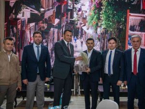 Başkan Günel, "Yönümüzü Dünyaya Çevirdik"