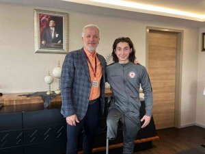 Dünya Kupası Seçme Kampı Öncesi Samsunlu Ampute Futbol Milli Takımı Oyuncusuna Moral