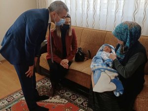 Erdek’te “Aramıza Hoş Geldin Bebek” Ziyaretleri Devam Ediyor