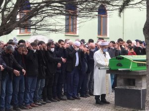 Bıçaklanarak Öldürülen İ̇yi̇ Parti Şaphane İ̇lçe Başkanı Toprağa Verildi