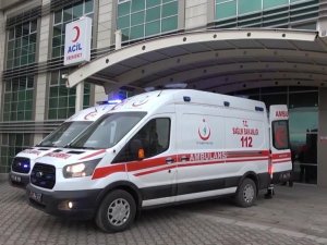 Kırıkkale’de 2 İşçi Çöken Çardağın Altında Kaldı