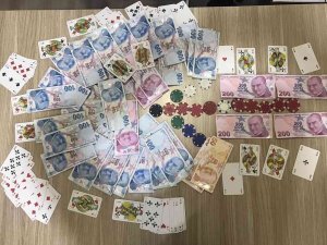 Antalya’da Kumar Oynayan 6 Şahsa 10 Bin 914 Tl Para Cezası