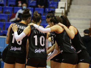 Eczacıbaşı Dynavit, Deplasmanda Avantajı Kaptı
