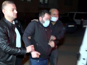 3 Çocuğunu Rehin Aldı, Polis İtfaiye Merdiveniyle İkna Etmeye Çalıştı