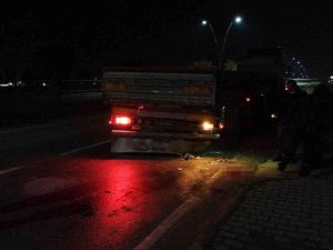 Tıra Arkadan Çarpan Motosiklet Sürücüsü Hayatını Kaybetti