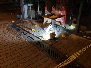 İ̇zmir’de Silahlı Çatışma: 2 Yaralı