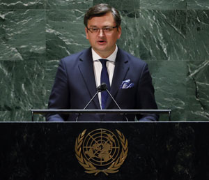 Ukrayna'dan ilk açıklama! Dışişleri Bakanı'ndan dünyaya çağrı