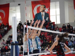 ’Bizim Kızlar’ Kadınlar Voleybol 2. Ligi’ni 5’inci Sırada Tamamladılar