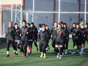 Sivasspor, Galatasaray’ı Yenmek İstiyor!