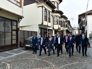 Yeşilyurt’ta Tarih Ve Kültürel Yatırımlarına Tam Not