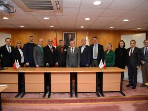 Personel Ve Öğrencilere ’Kalite Eğitimi’