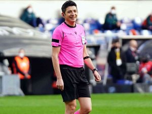 Altay - Gaziantep Fk Maçını Yaşar Kemal Uğurlu Yönetecek