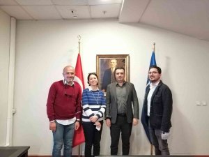 Aü İ̇letişim Fakültesi Dekan Yardımcısı Güdekli: “Sanata Ve Sanatçıya Destek Vermek Öncelikli İşlerimizden”