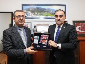 Büyükelçi Mammadov’dan Paü’ye Ziyaret