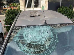 İ̇skenderun’da Fırtına Hasara Yol Açtı