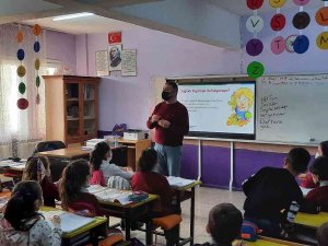 Sarıgöl’deki Okullarda ’Türkiye Bağımlılıkla Mücadele Eğitim’ Kursu Açıldı