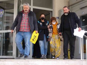 70 Bin Tl’lik Ziynet Eşyası Çalan 4 Kadın Yakalandı