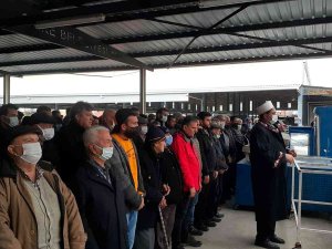 Didim’de Denizde Kaybolan Şahsın Cenazesi Söke’de Toprağa Verildi
