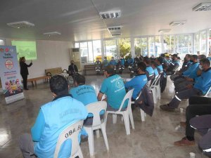 Alanya Belediyesi Operatörlerine Güvenli Sürüş Ve Zincir Takma Eğitimi