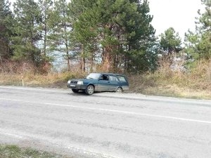 Kastamonu’da İki Otomobil Çarpıştı