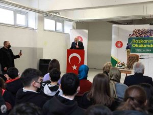 Başkan Altınok Ortaokul Öğrencileriyle Buluştu
