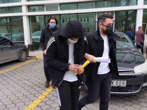 Polisin Dur İhtarına Uymayarak Çarparak Yaralanmasıyla İlgili 3 Kişi Tutuklandı