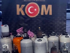 Kayseri’de 350 Litre El Yapımı Sahte Alkol Ele Geçirildi