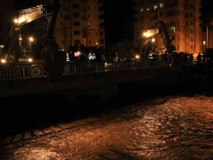 Mersin’de Alata Deresi’nde Sel Nöbeti