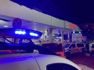 İ̇zmir’de Polisi Ve Eshot Çalışanlarını Yaralayan Şüpheliler Tutuklandı