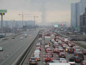 Ukrayna’da 18-60 Yaş Arasındaki Erkeklerin Ülkeden Ayrılmasına İzin Verilmeyecek